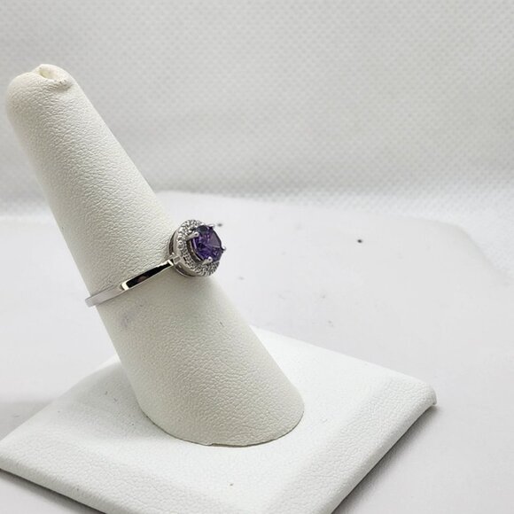 Brand New Sterling Silver 925 Purple Round Gemstone Ring - Picture 2 of 5